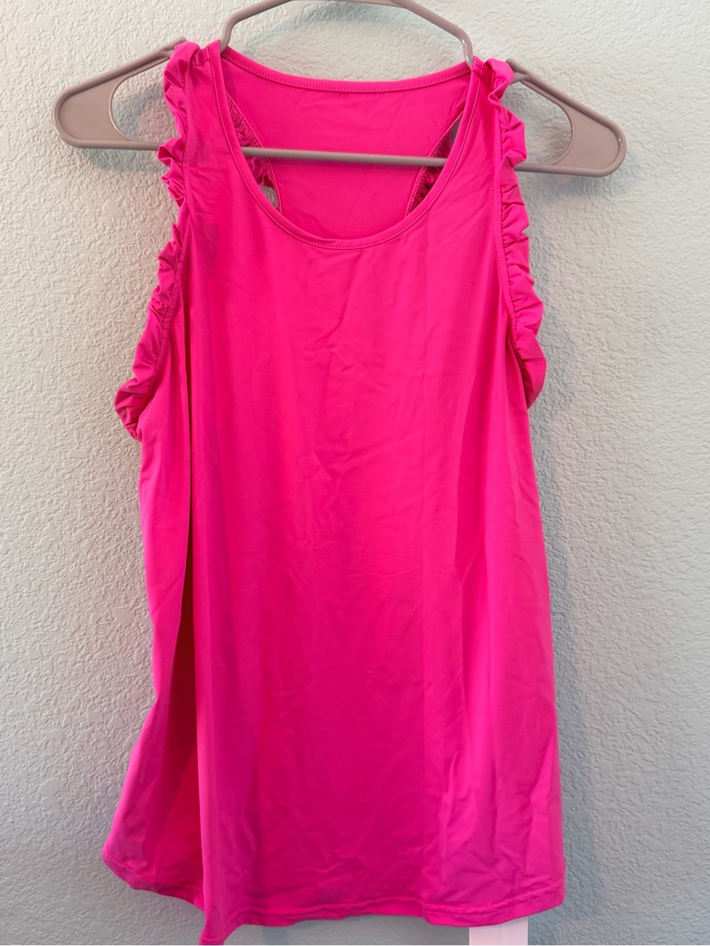 Women’s Racerback Ruffle Workout Tank